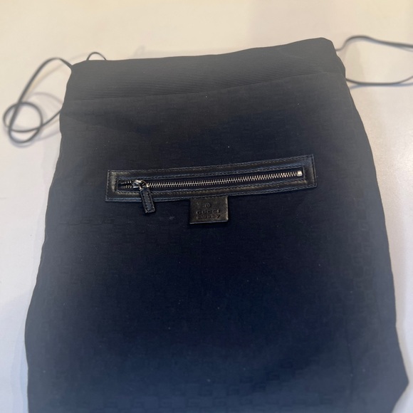 Gucci Authentic Braided Drawstring Handbag (Serial No. 106265203998) - Picture 12 of 14